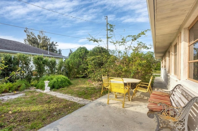 12001 Daroco Ln, North Port, FL 34287 - view of patio with outdoor dining space