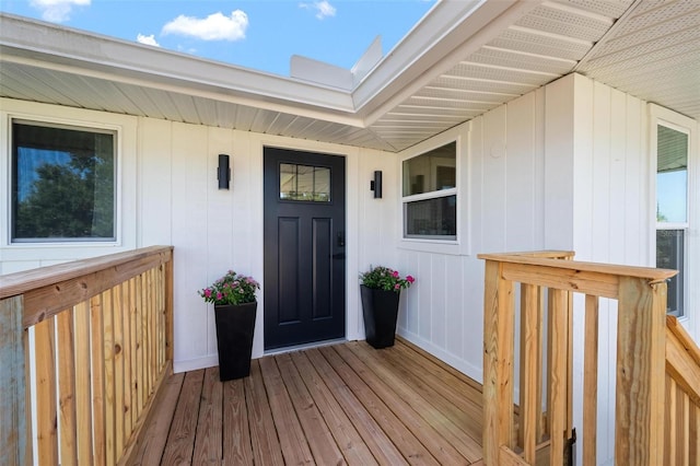 812 Garland Ave, Nokomis, FL 34275 - view of exterior entry featuring a porch