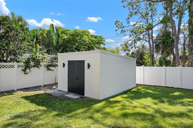 812 Garland Ave, Nokomis, FL 34275 - view of shed featuring a fenced backyard