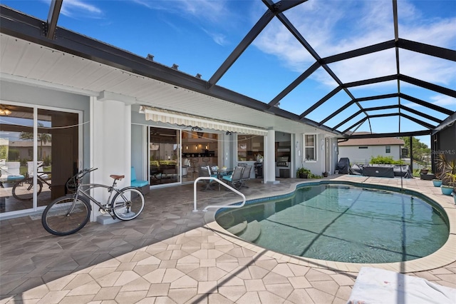 5001 Almar Dr, Punta Gorda, FL 33950 - outdoor pool with a patio area and glass enclosure