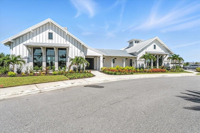 18525 Midsummer Pl, Venice, FL 34293 - view of property with driveway
