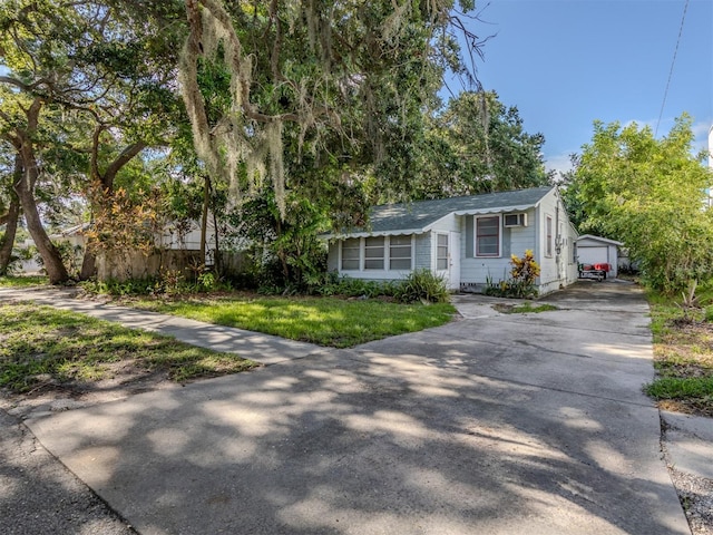 1740 Wisconsin Ln, Sarasota, FL 34239 - photo 2