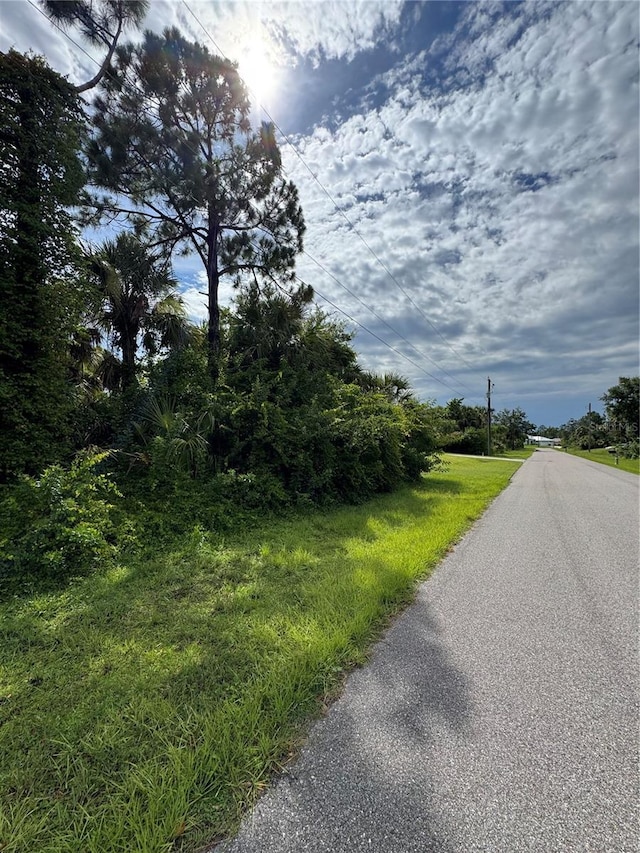 395 Ramblewood St, Port Charlotte, FL 33953 - photo 2