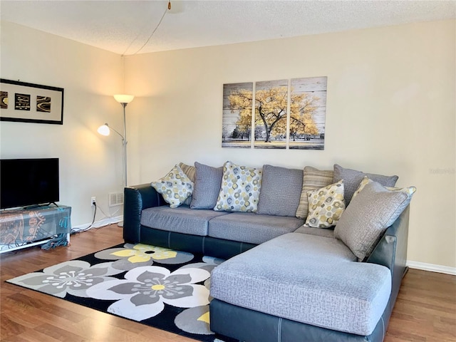 5554 Swift Rd Unit 2, Sarasota, FL 34231 - photo 3