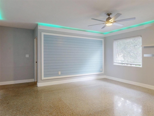 empty room with ceiling fan