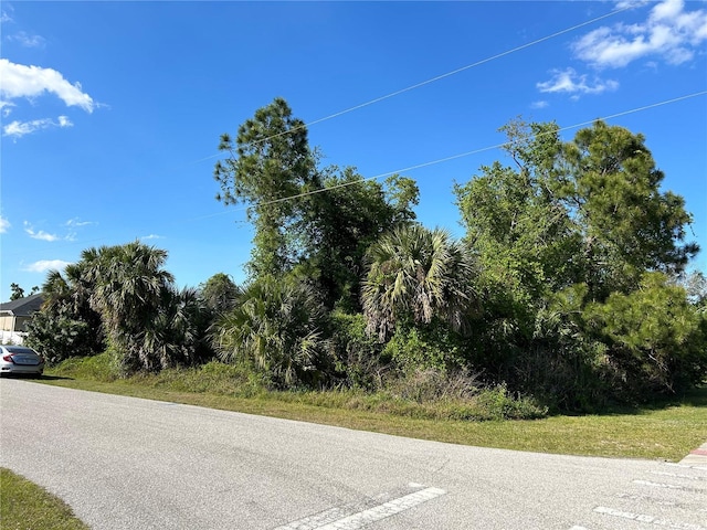 Listing photo 3 for Jaylene Rd, North Port FL 34288