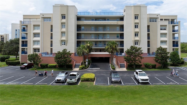 view of building exterior