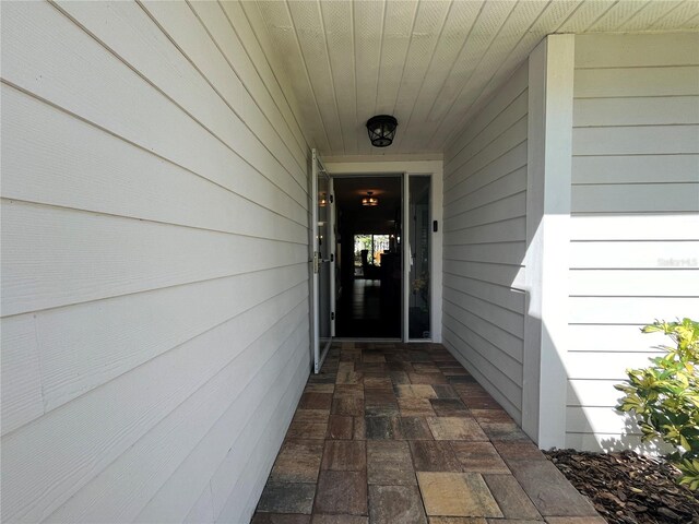 view of entrance to property