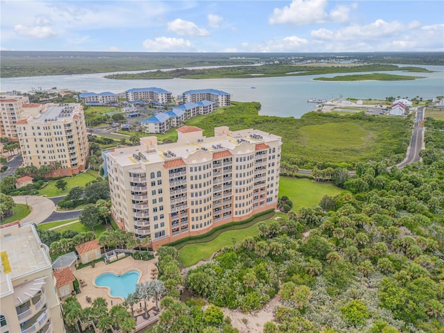 bird's eye view with a water view