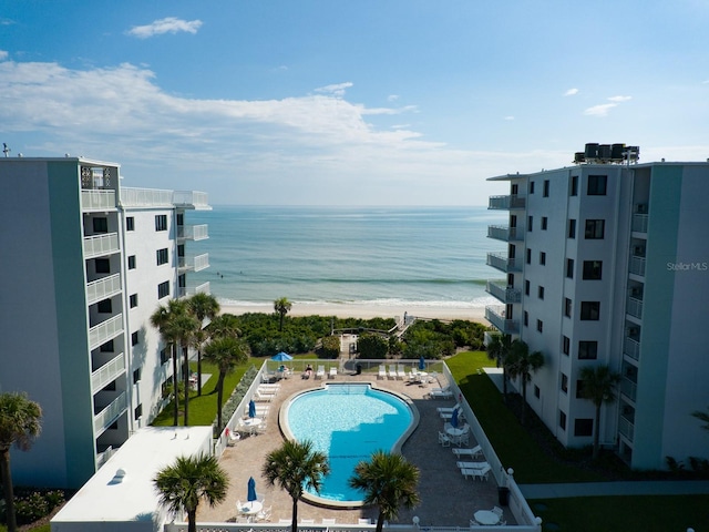 view of water feature