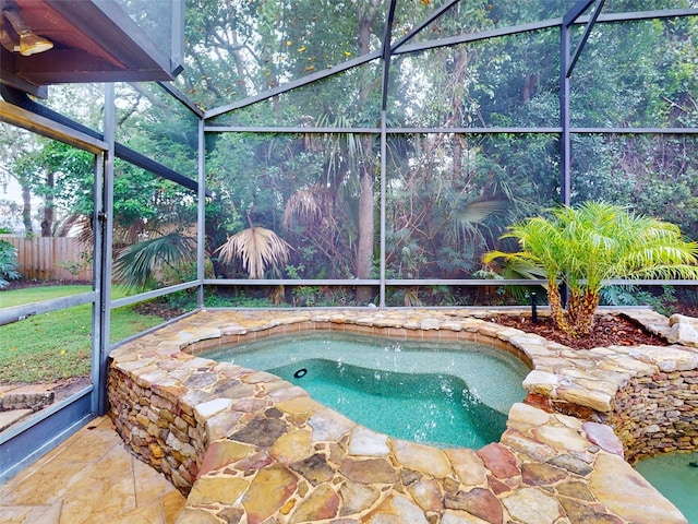 view of pool featuring an outdoor hot tub