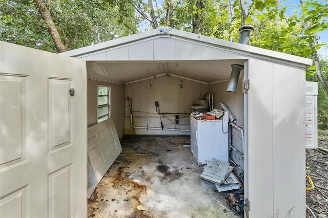 view of outbuilding