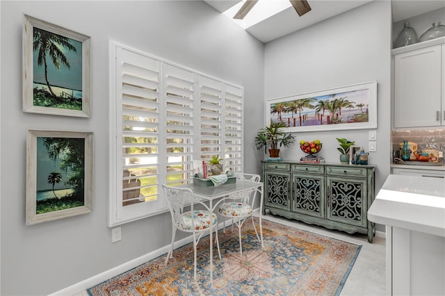 dining room with ceiling fan