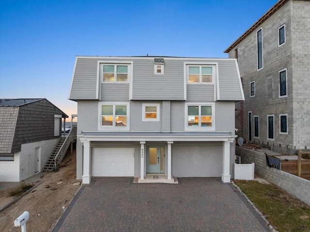 view of front facade with a garage