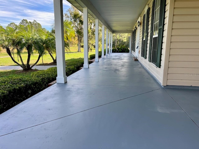 view of patio featuring covered porch