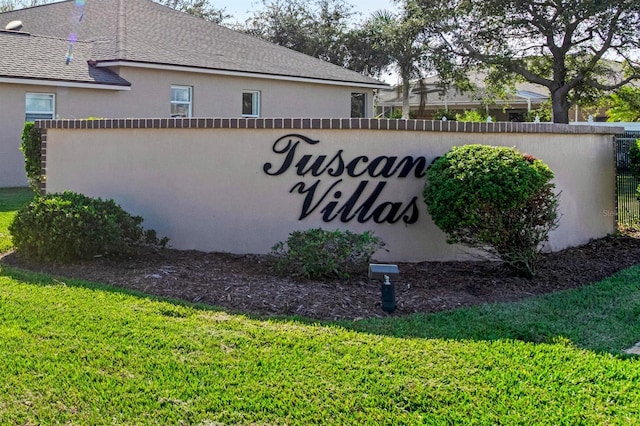 view of community / neighborhood sign