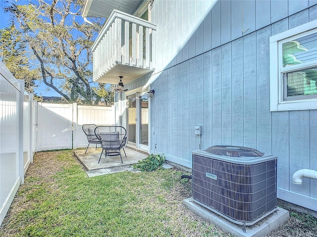 view of yard with a patio and cooling unit