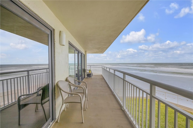 4811 Saxon Dr Unit C102, New Smyrna Beach, FL 32169 - balcony featuring a water view