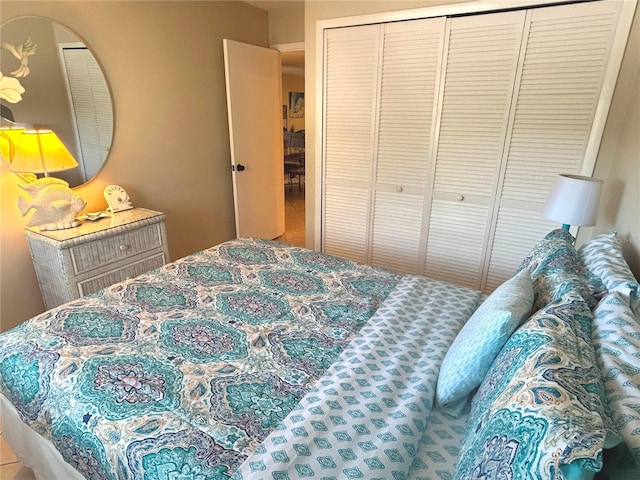 bedroom with a closet