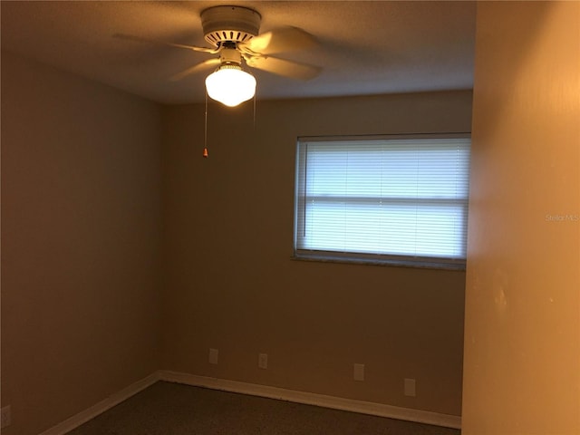 unfurnished room with ceiling fan