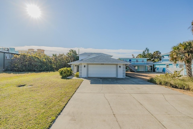 view of front of house with a front lawn