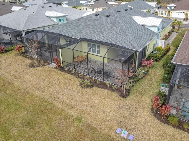 bird's eye view with a residential view