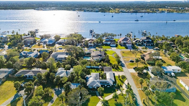 bird's eye view with a water view