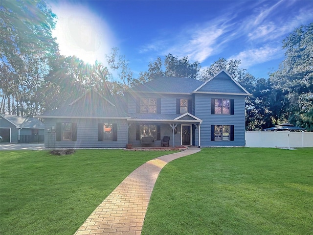 view of front of house with a front lawn