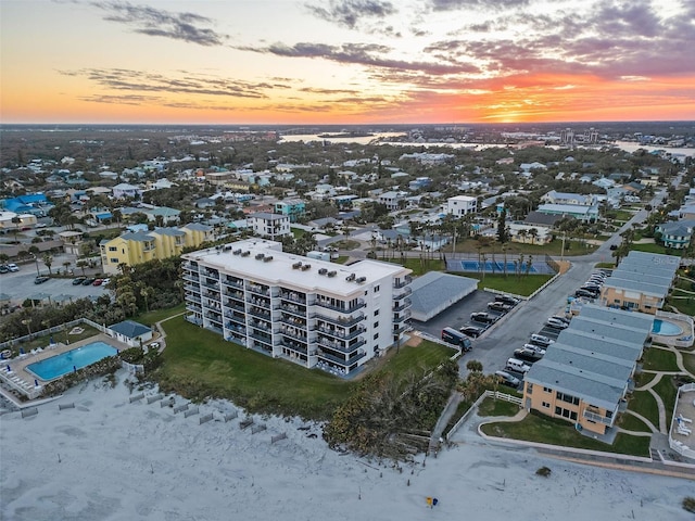 view of aerial view at dusk