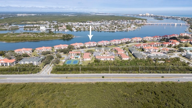 bird's eye view featuring a water view