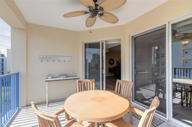 balcony featuring ceiling fan