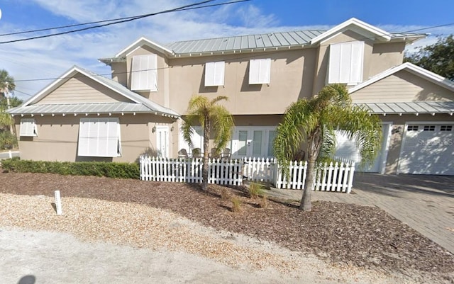 view of front of house featuring a garage