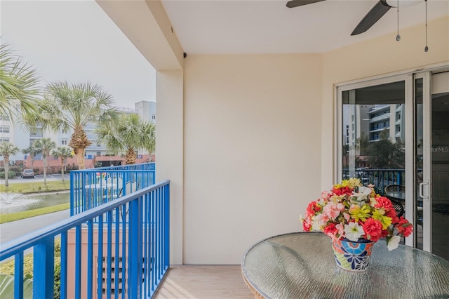 balcony with ceiling fan