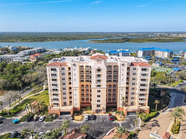 bird's eye view with a water view