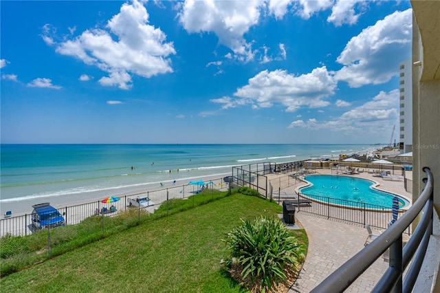 water view featuring a beach view