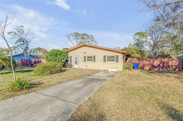 view of front of home with a front yard