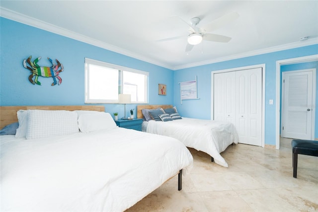 bedroom featuring crown molding and ceiling fan