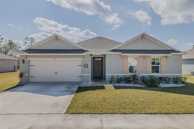 view of front facade featuring an attached garage, driveway, roof with shingles, stucco siding, and a front lawn