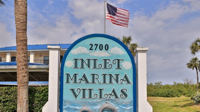 view of community / neighborhood sign
