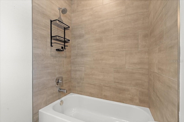 11 Lyons Pl, Palm Coast, FL 32137 - bathroom featuring shower / bath combination