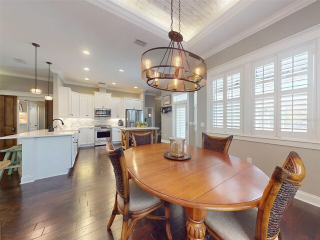 2656 Old Smyrna Trl, New Smyrna Beach, FL 32168 - dining space featuring a wealth of natural light, visible vents, and dark wood-type flooring