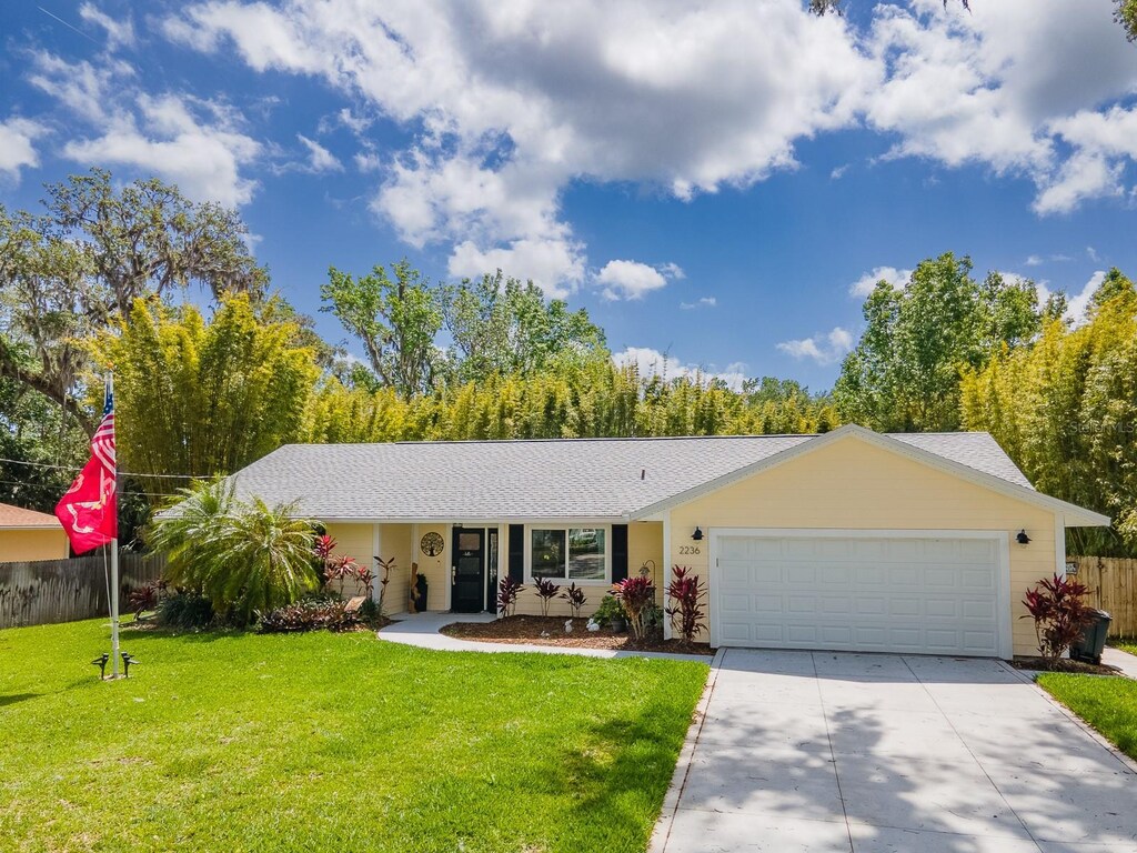2236 Davis Dr, New Smyrna Beach, FL 32168 - photo 1