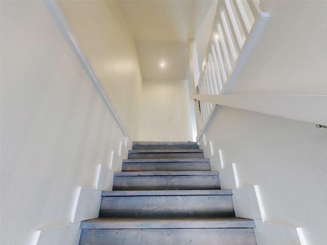 4752 S Atlantic Ave Unit 1, Ponce Inlet, FL 32127 - view of staircase