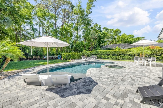 170 Live Oak Ct, New Smyrna Beach, FL 32168 - view of swimming pool featuring a patio area, a yard, fence, an in ground hot tub, and a fenced in pool