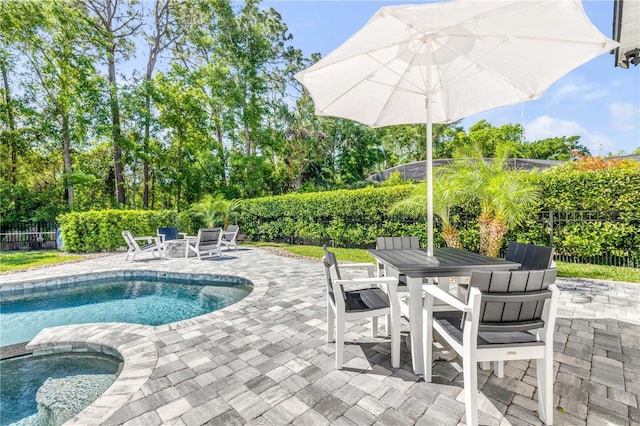 170 Live Oak Ct, New Smyrna Beach, FL 32168 - view of pool featuring a patio area, outdoor dining space, fence, and a fenced in pool