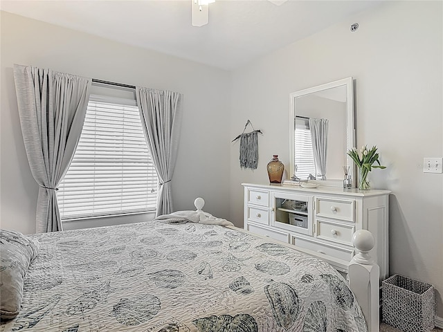 bedroom featuring ceiling fan