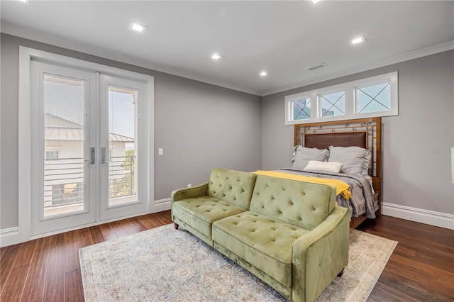 6771 Turtlemound Rd, New Smyrna Beach, FL 32169 - bedroom featuring french doors, baseboards, ornamental molding, visible vents, and access to outside