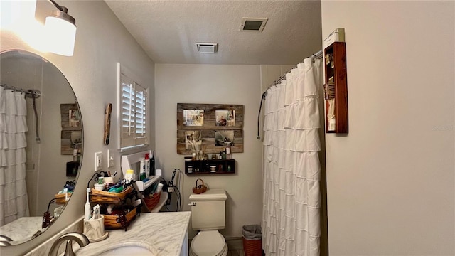 34 Richmond Dr, New Smyrna Beach, FL 32169 - bathroom featuring toilet, visible vents, curtained shower, and vanity