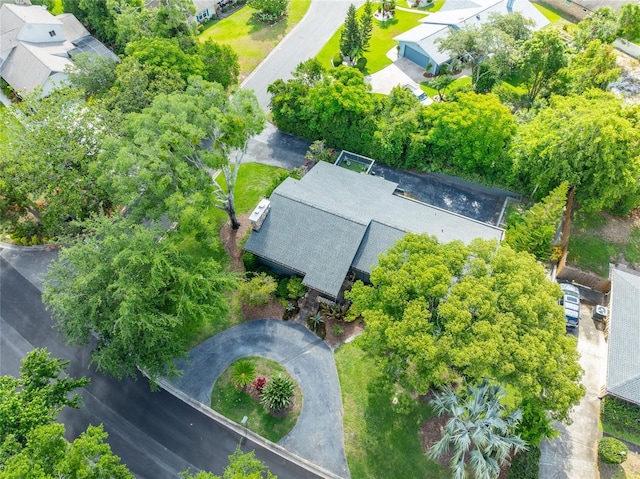 bird's eye view with a residential view