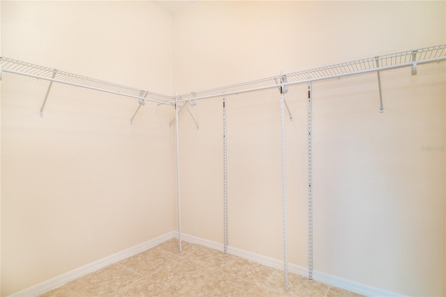 404 Central Mariners Dr, Edgewater, FL 32141 - view of spacious closet